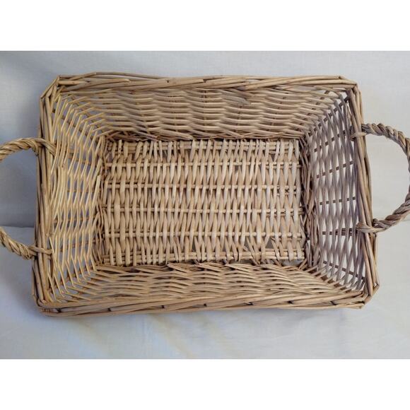 Vintage Woven & Rattan 13 1/2" Rectangular Bread/Pastry/Gift Basket - Picture 4 of 6